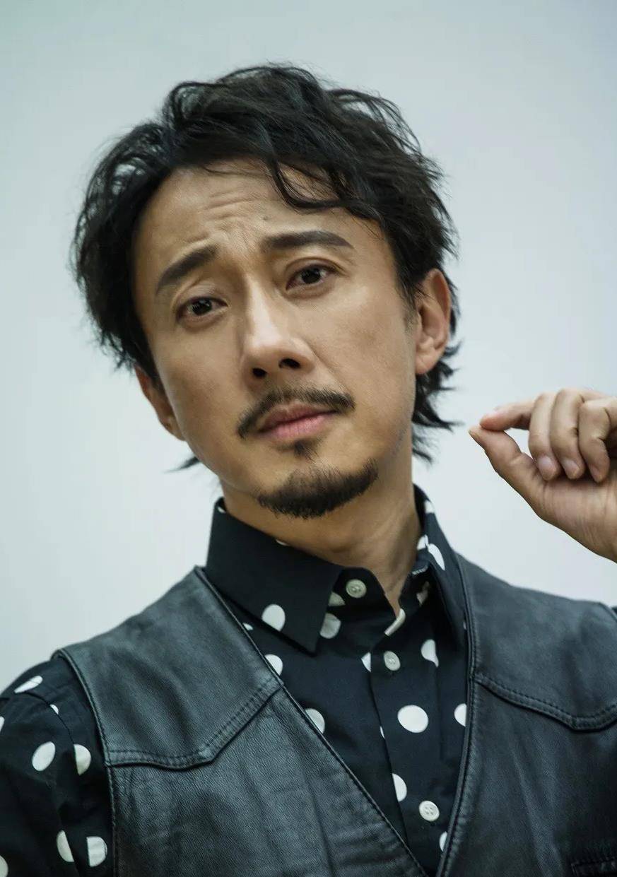 老戏骨在娱乐圈"横行霸道",德不配位的5位老前辈,恐晚节不保_朱时茂