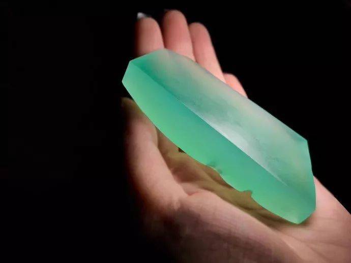 翡翠里的生长纹,没有那么简单_纹路_影响_加工