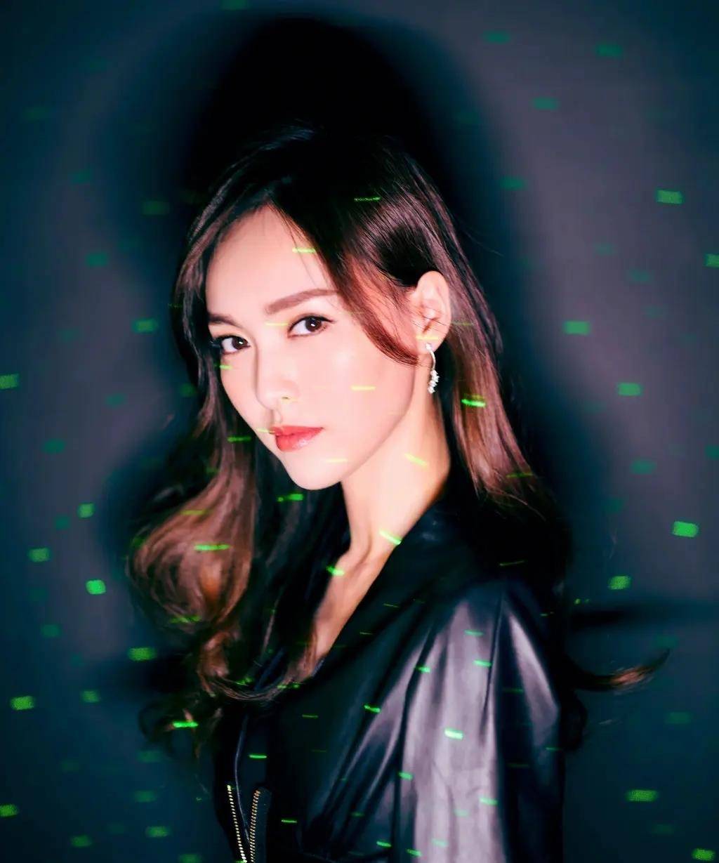 时隔三年,网传唐嫣终于要拍古装剧了,男主人选让人意外_年龄_新剧