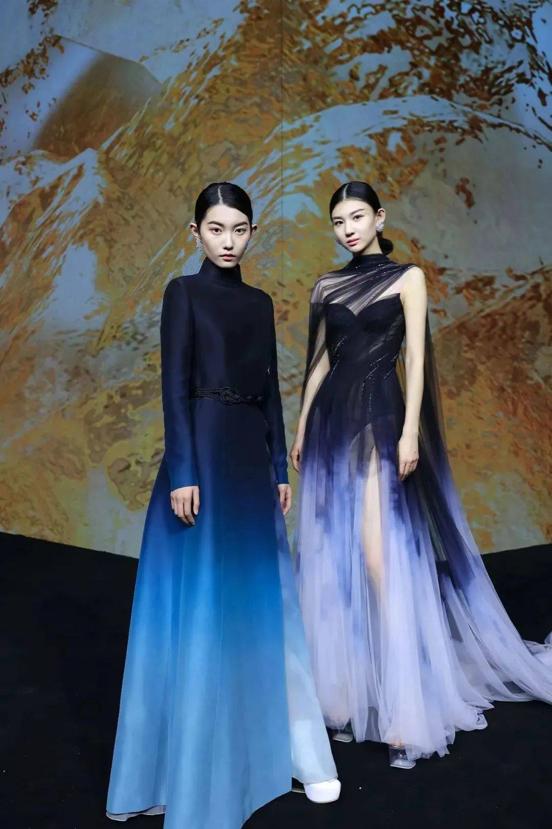 中国顶流东方美学服饰艺术缔造师——熊英以"扶光"为主题带领"盖娅