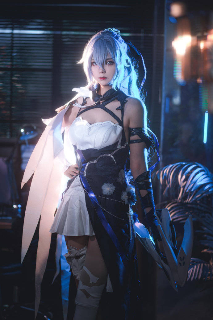 cos:崩坏3次生银翼布洛妮娅cosplay正片12p-hazelnut_榛子_伊喵_白嫖