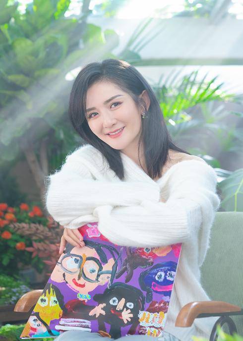 不要放弃!谢娜回应已生二胎"勇往直前"-第2张图片-燕郊博客