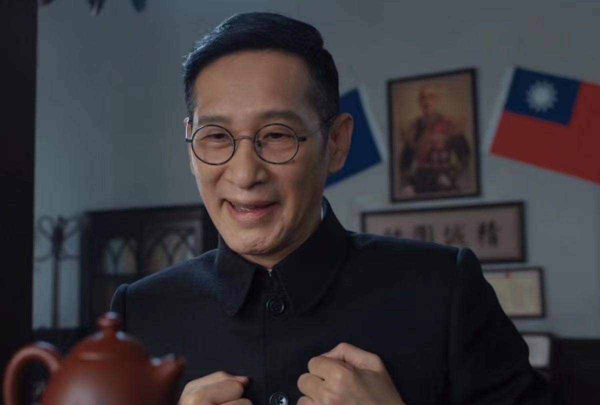 《薄冰》即将迎来大结局,2位男配富大龙和王劲松,演技太绝了_角色