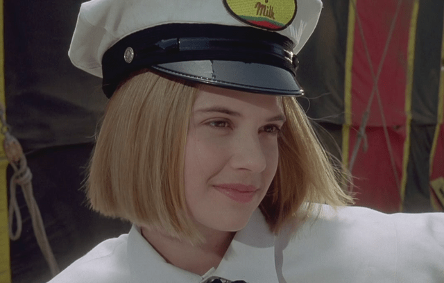 11岁《漂亮宝贝》女主波姬·小丝,为艺术牺牲的限制级电影_美国_评分