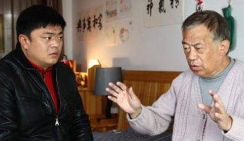 优秀演员高明,与娇妻恩爱54年,儿子很面熟却叫不出名字_高亮成_表演
