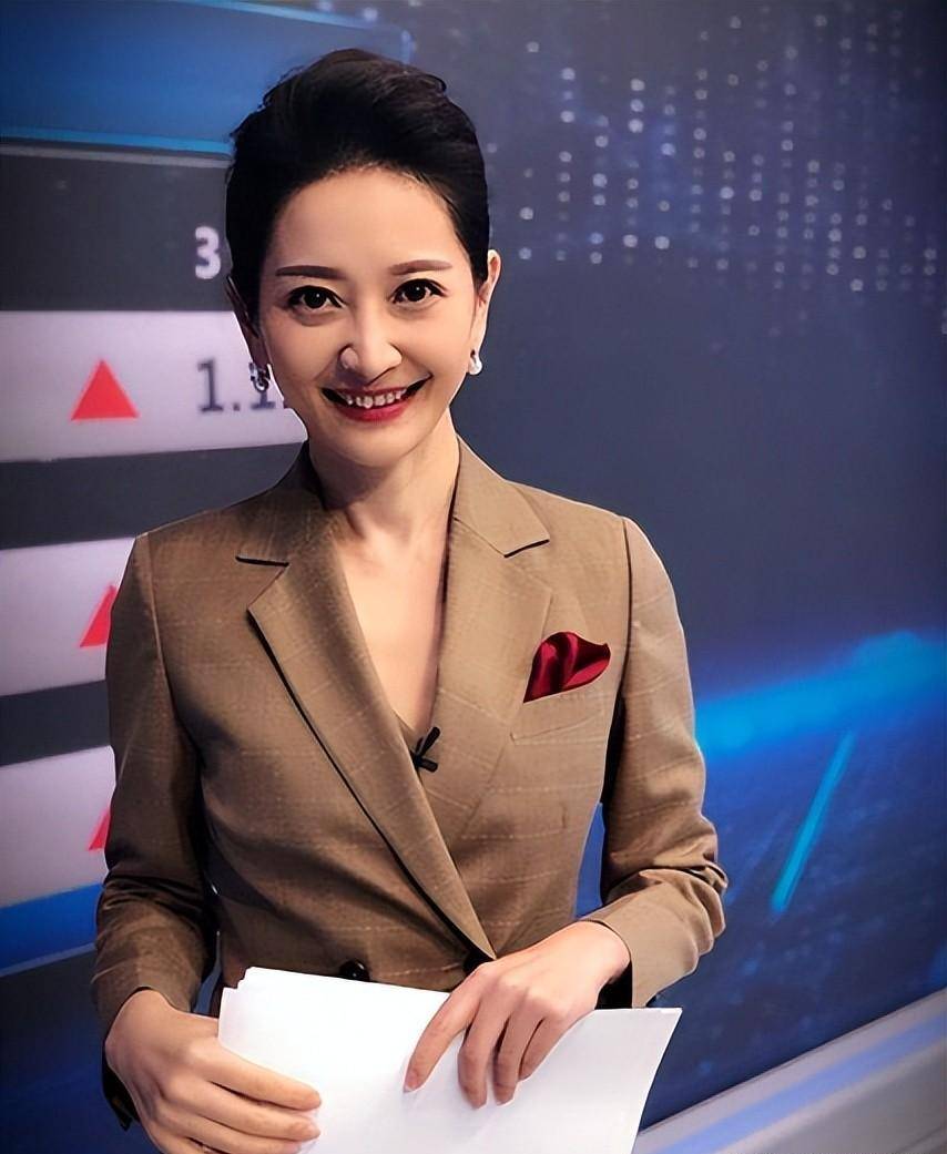 "财经一姐"谢颖颖:音乐专业出身,为何走上了财经主持道路