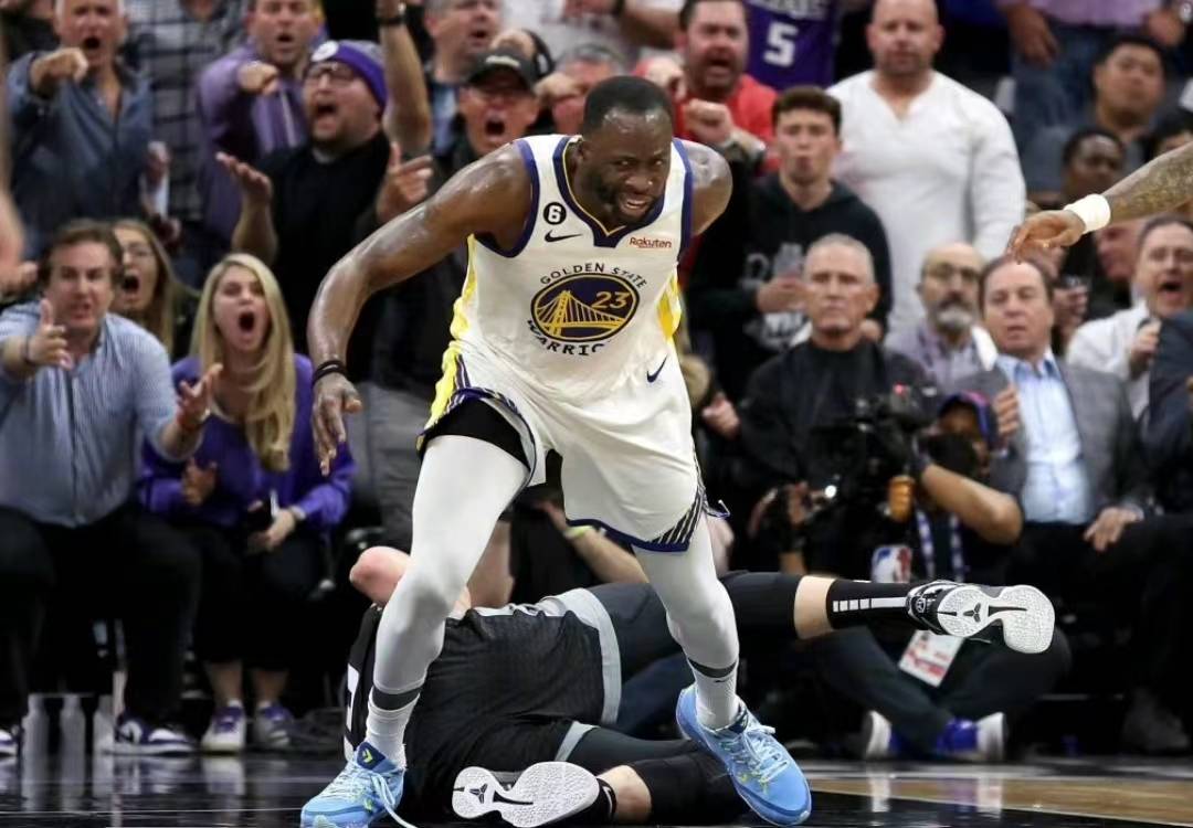 原创            4月24日NBA季后赛赛程出炉，皮尔斯看衰勇士，格林公开感谢库里-nba季后赛nba