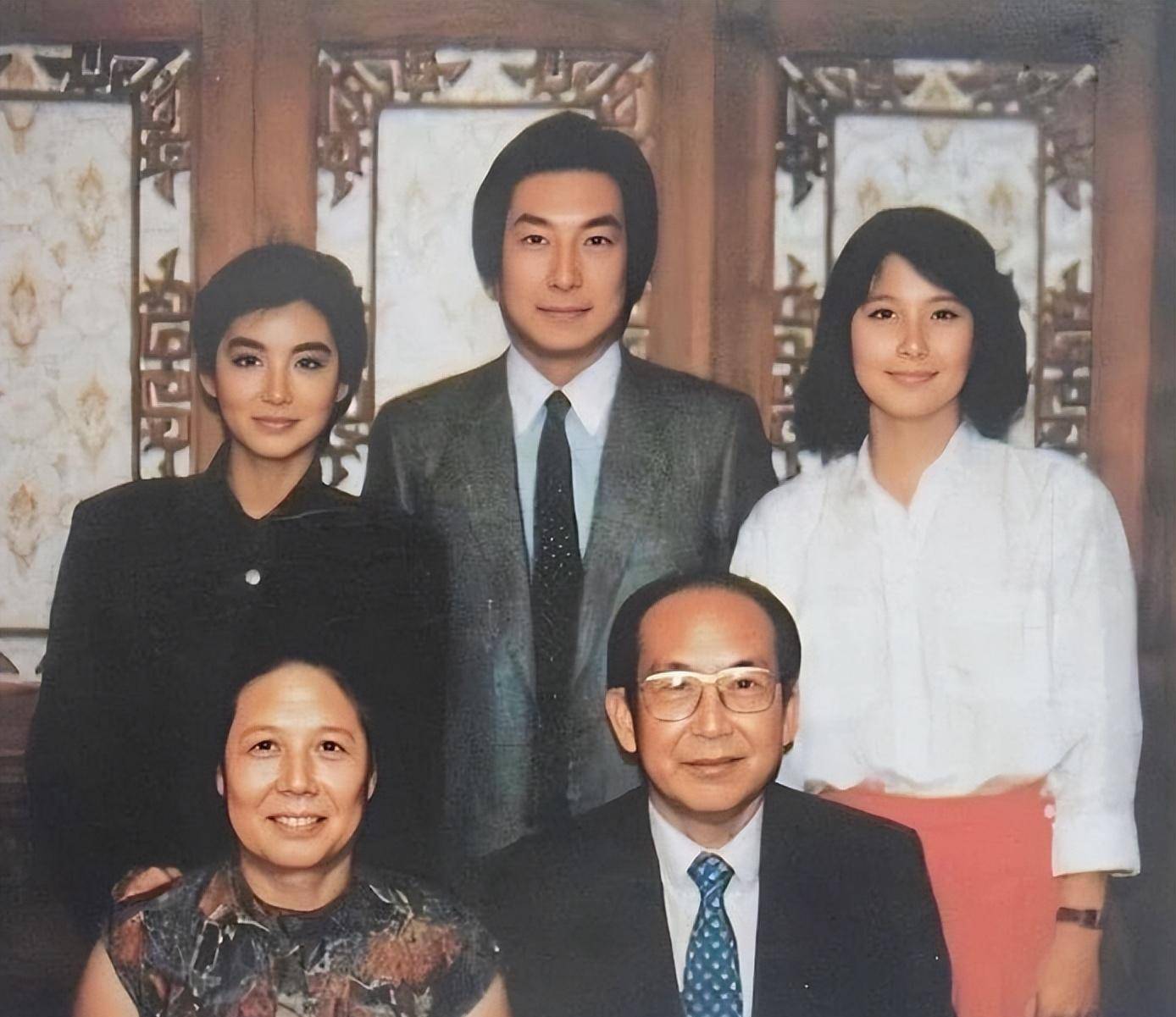 林青霞与农村亲姐相认,姐姐为何拒绝林青霞送房_林莉_林父_女儿