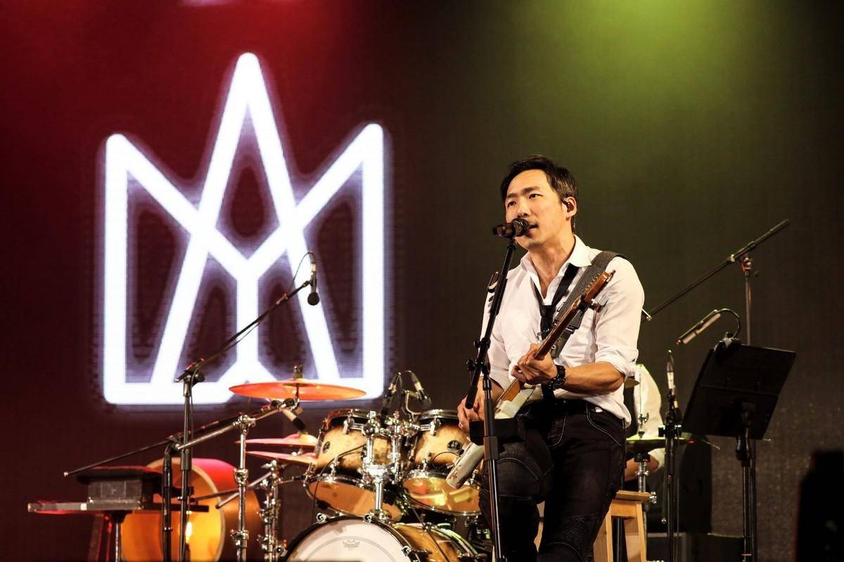 都是玩乐队的,五月天凭什么能红这么久