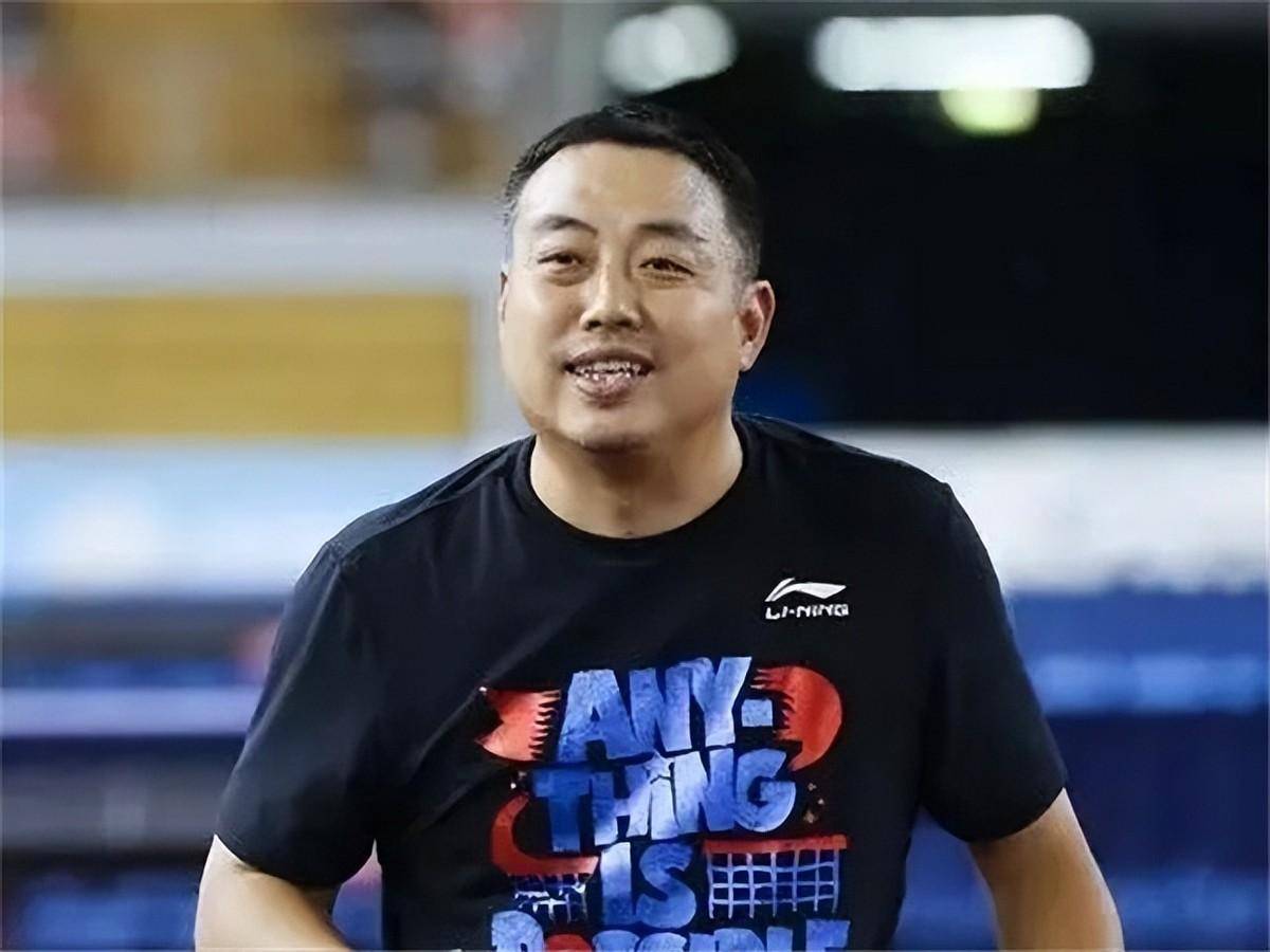 53岁前女乒国手刘伟出山,曾夺7次世界冠军,如今亲自指导刘诗雯_乒乓球