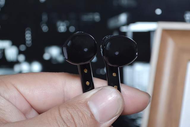 好工好料好耳机 TRIBIT趣倍 FlyBuds C2真无线蓝牙耳机