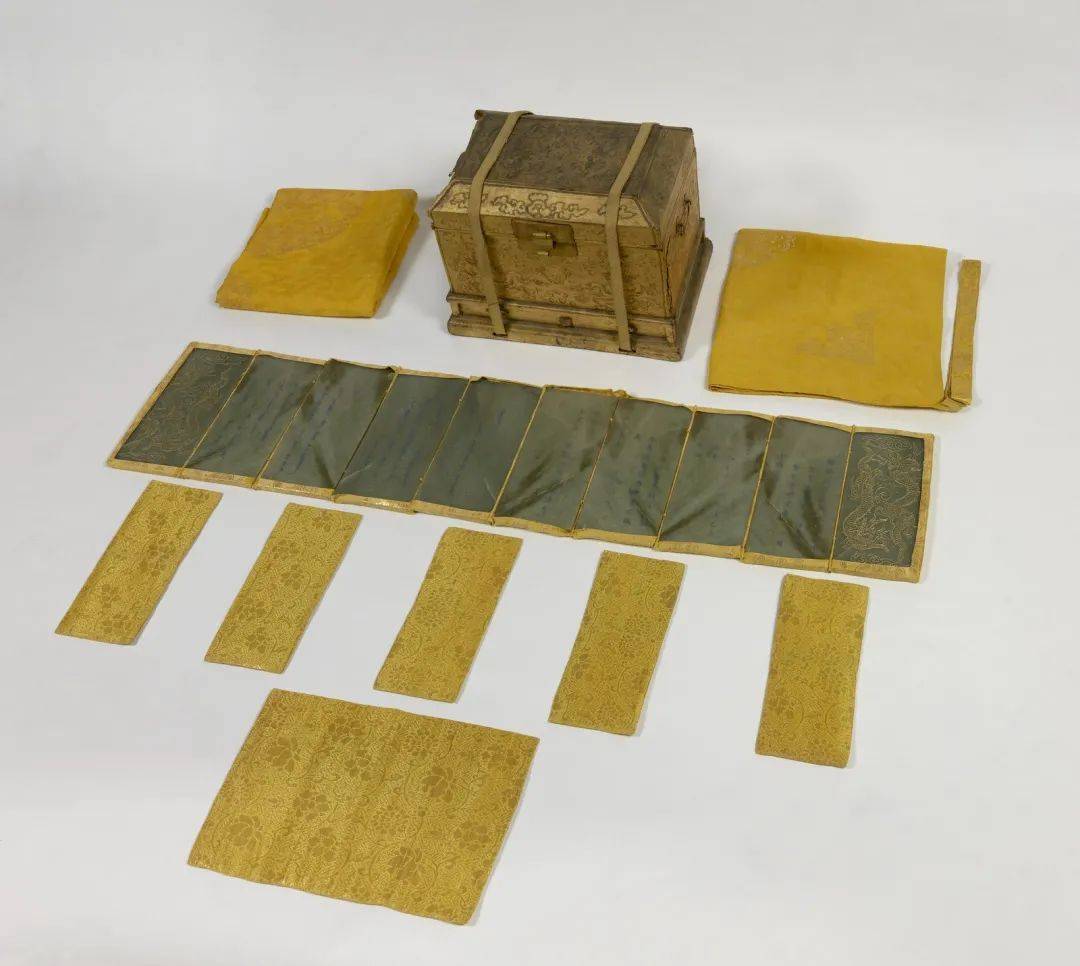 流落海外的清宫玉册宝-乾隆御制玉册低调出场,鉴宝人