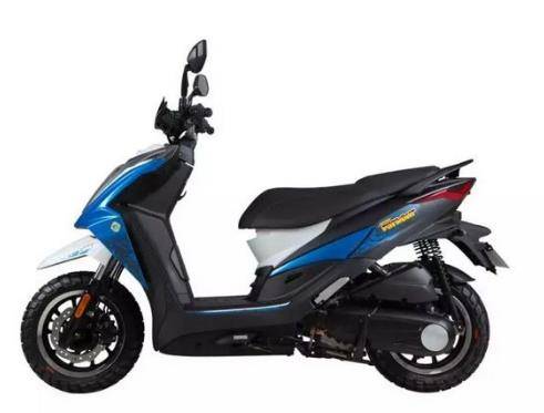 前后碟刹配cbs,12英寸菠萝胎光阳动丽g150越野版轮胎采用了越野专用的