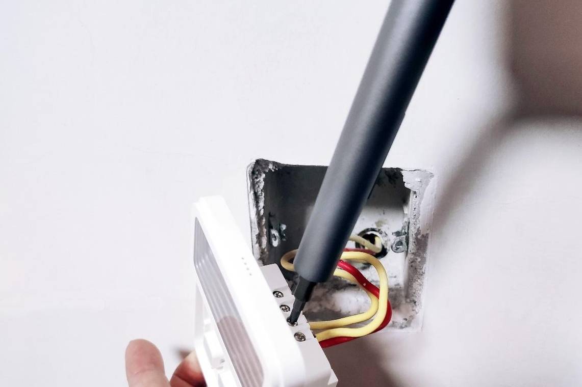 米家开关新品来袭——谁说开关不能组合温湿度计_自动_产品_按键