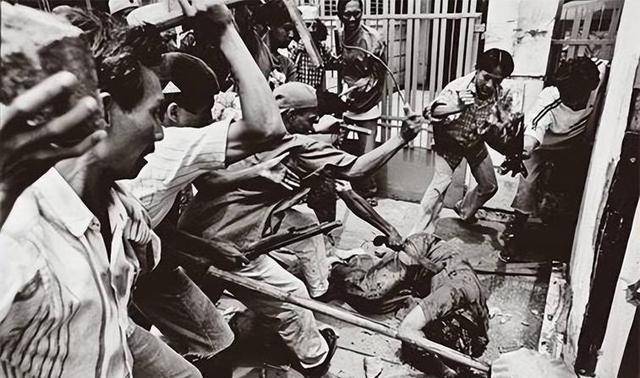 60年代排华事件：近30万华人在印尼被屠杀，尸体被随意丢弃