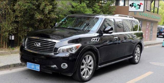 2万提了辆英菲尼迪qx56,开了2个月后,车主坦言:油耗如喝水_搜狐汽车