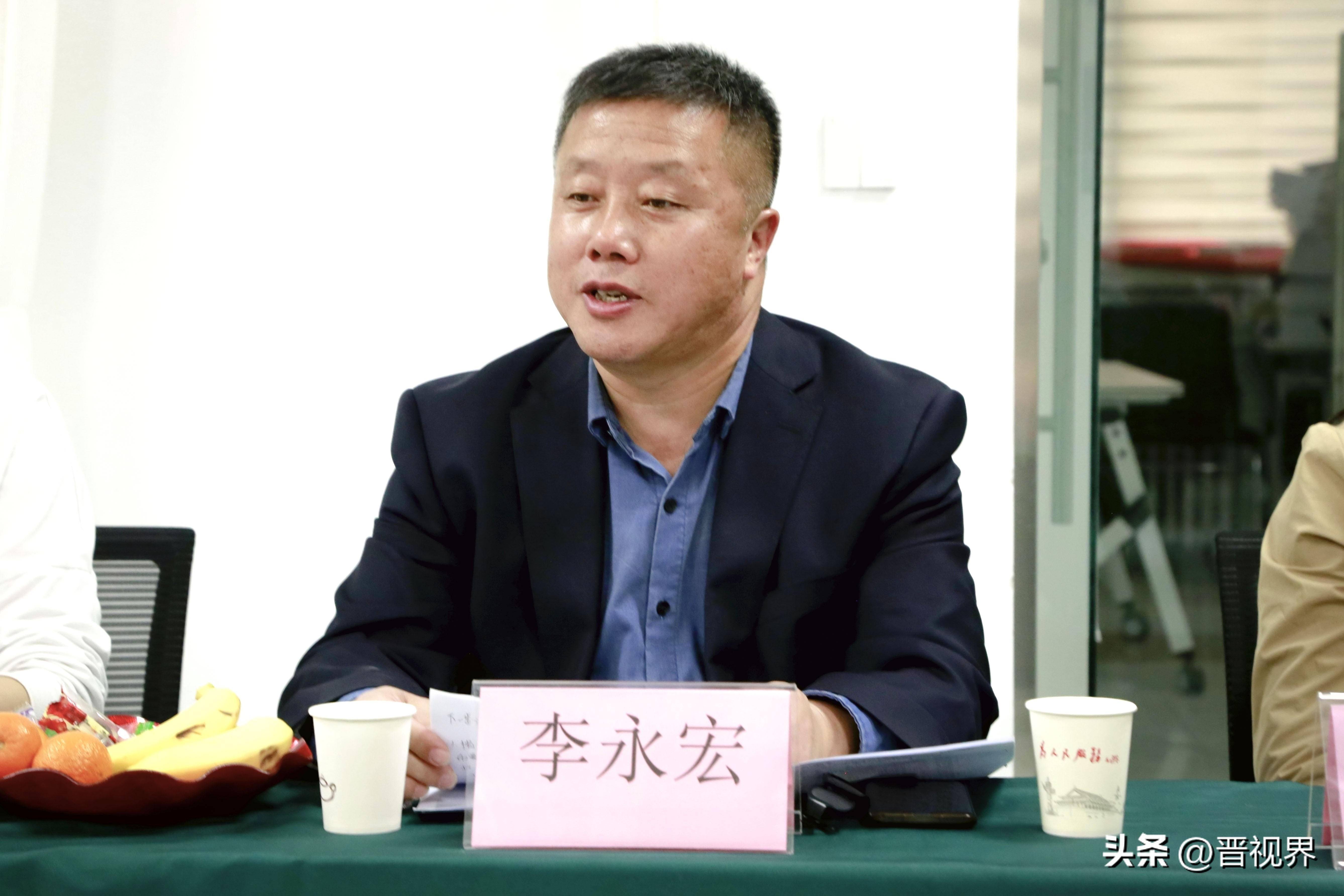 周慧做了本次调研情况说明会议由太原市珠算心算协会副会长韩冬红主持