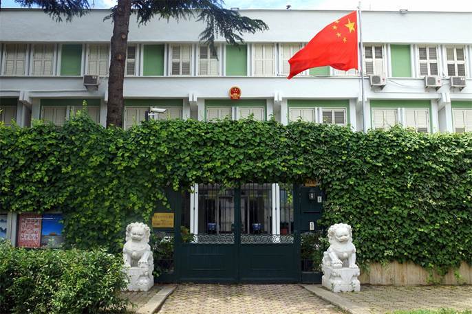1985年,中国驻阿尔巴尼亚大使馆发现35枚窃听器,究竟怎么回事?