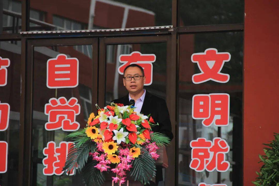 忻州市北方中学校长图片