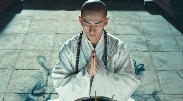 苏曼殊吃60多个包子饮冰6斤,暴食而亡,陈独秀一句话道出真相_苏家人