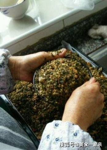 原创            正宗扣肉的家常做法，做法其实也不难，过节在家就能自己做！（扣肉做法最正宗的做法视频教程）