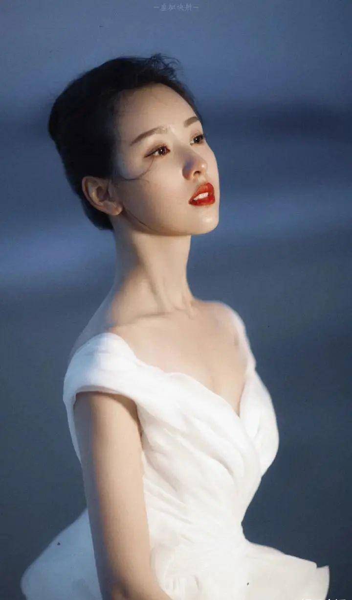 穿古装绝美的"溜肩"女演员,只服这6位,肩若削成,宛若画中人_美人_审美