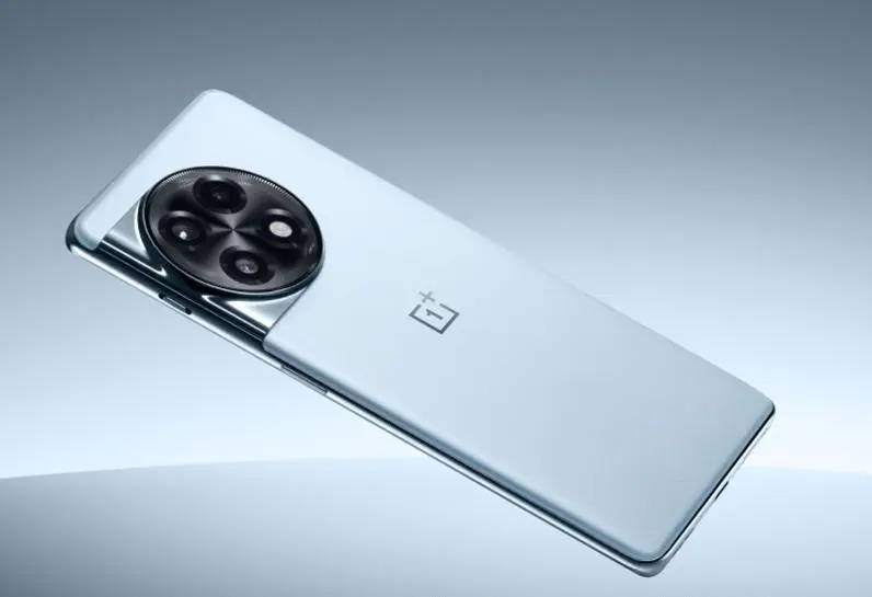 原创
            16GB+256GB突降2965元，5000mAh+OIS光学防抖，售价更亲民了3