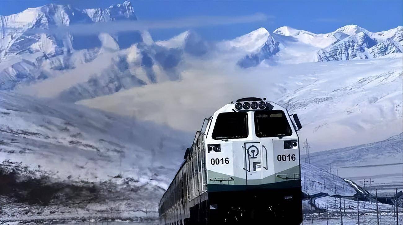 "复兴号"将驶上青藏铁路,这一路段缩短近2小时_西藏自治区_西宁_中国