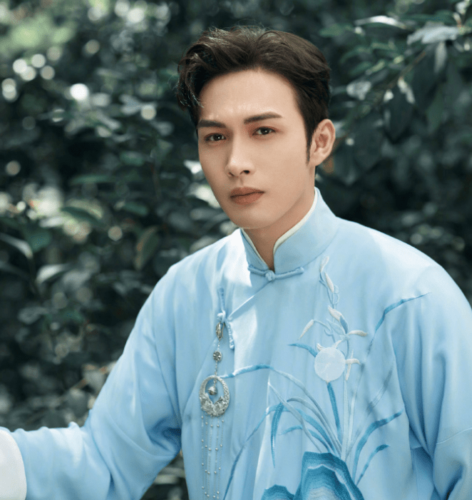 有看点的影视剧作品,像张哲瀚,龚俊以及许凯和张彬彬等这些实力派演员