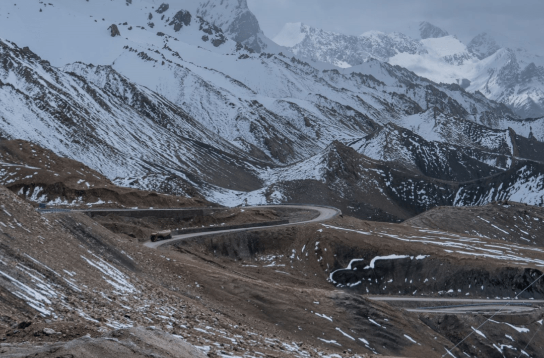 31日自驾游:德贡丨丙察察丨墨脱丨阿里南线丨新藏线丨南疆丨独库_丽江