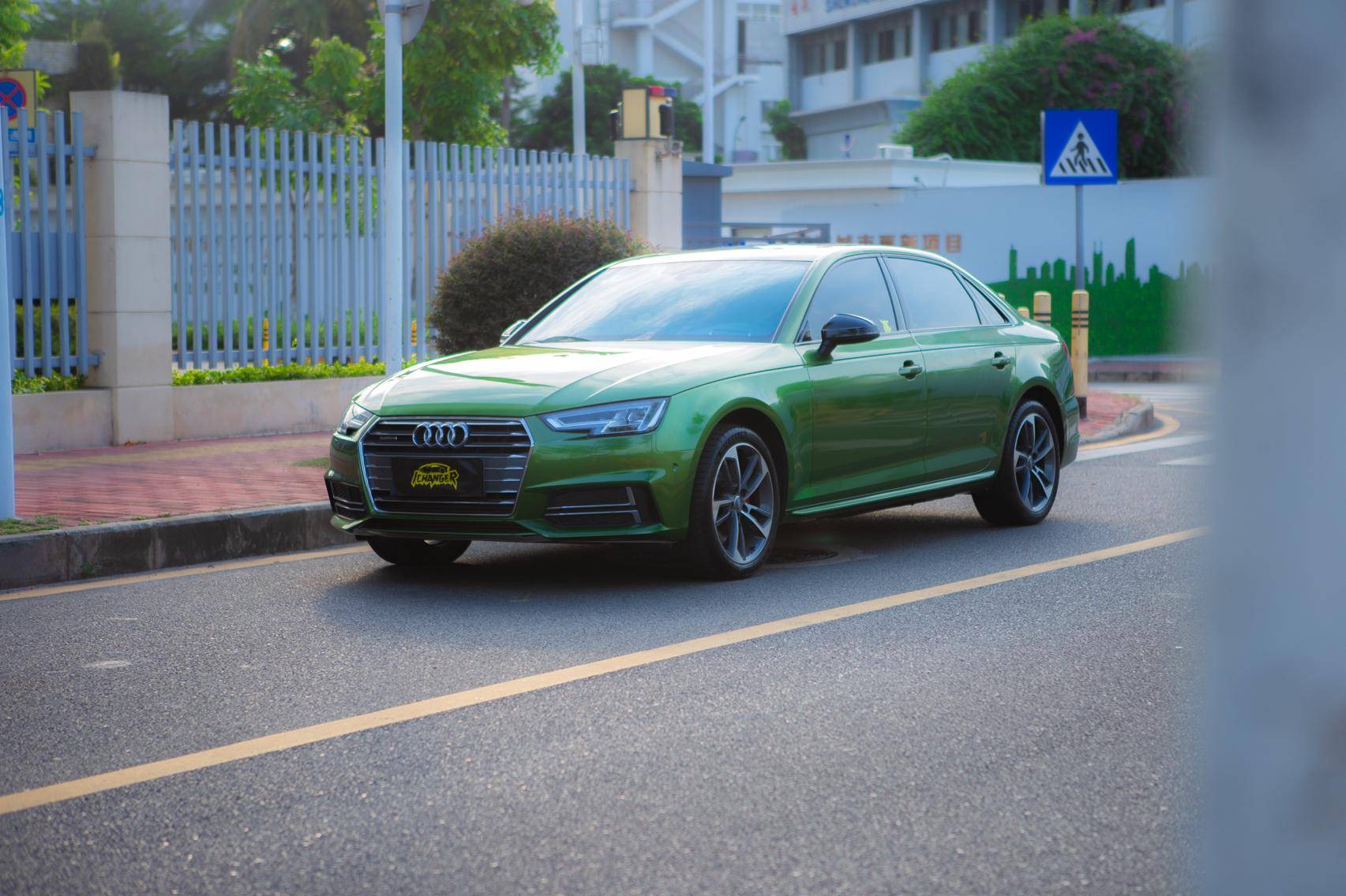 奥迪a4-icr改变者改色膜曼巴绿,色调清新且充满生机_搜狐汽车_搜狐网