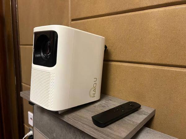 投影仪连接手机投屏_手机怎么在投影仪投屏_投影仪用手机投屏