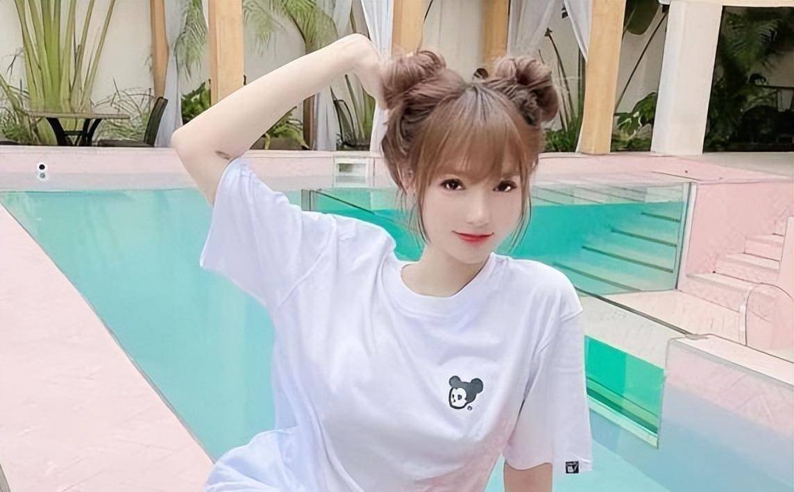 越南跨性别辣妹,美得像洋娃娃,每张照片都抓人眼球~_mym_身材_漂亮