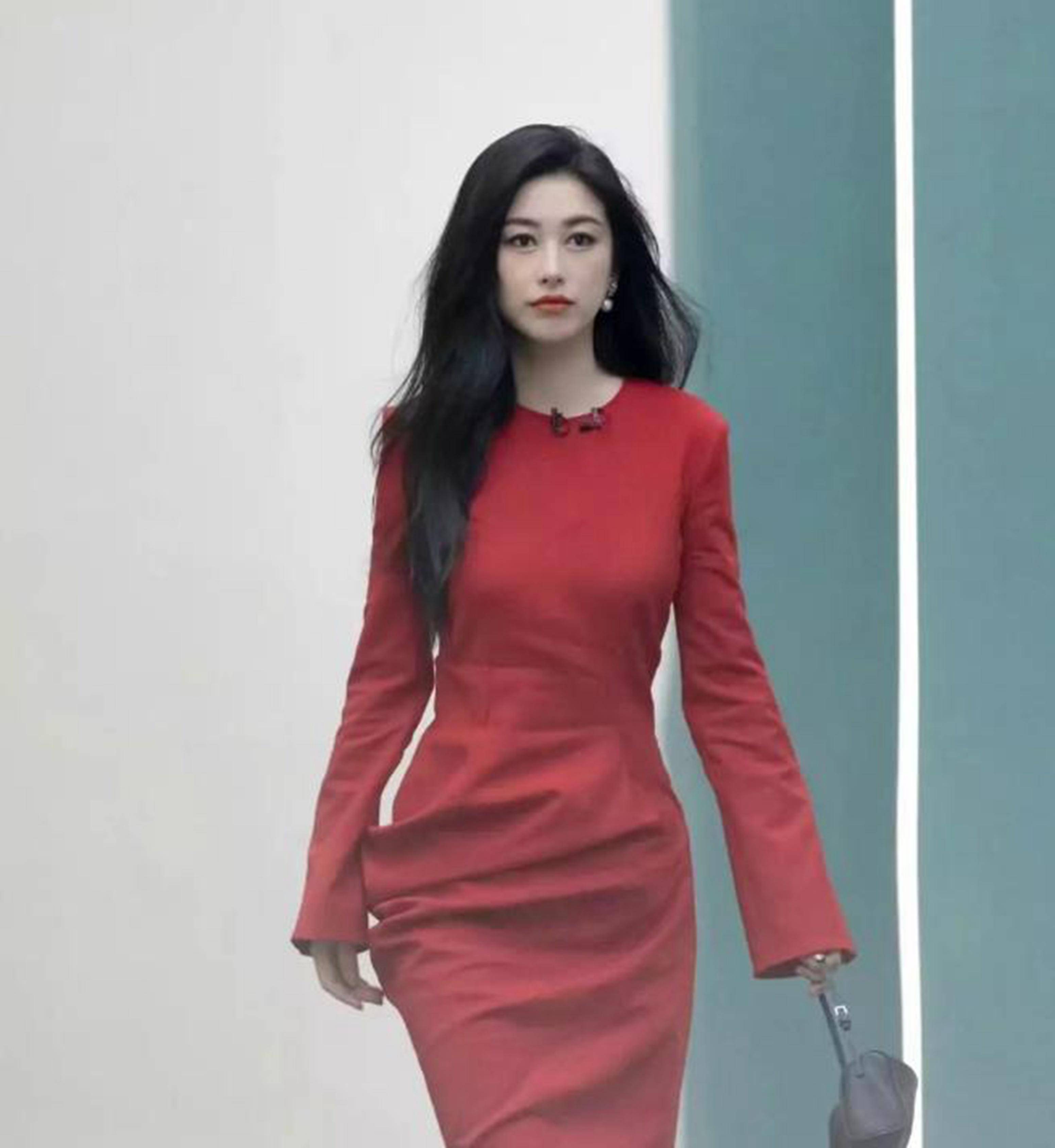 朱珠在《浪姐》上把大家都惊艳到!