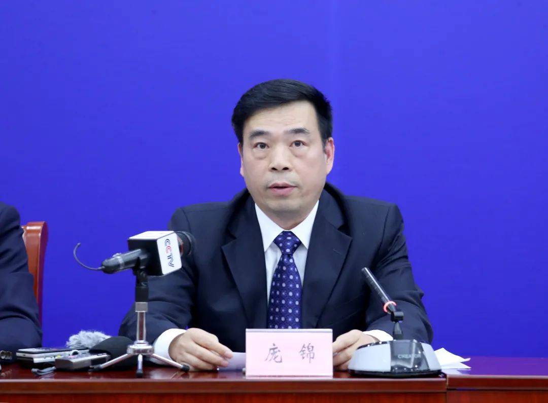 网监司司长庞锦:感谢这位记者朋友的提问.