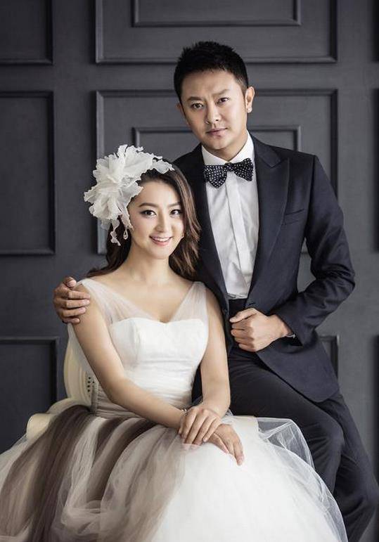 遭杜淳李晨背后"插刀"的印小天,走上了另一条不归路_边潇潇_因为_明星