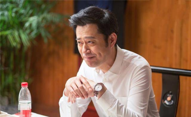 刘钧的专一爱情,跑龙套24年大器晚成,娶小14岁娇妻生活幸福_工作_履历_电线杆
