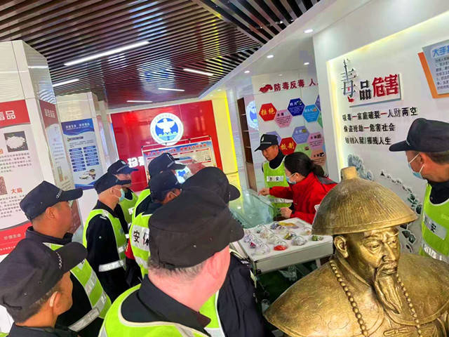 山西广灵县组织安保人员到禁毒教育基地参观学习_毒品_工作_知识