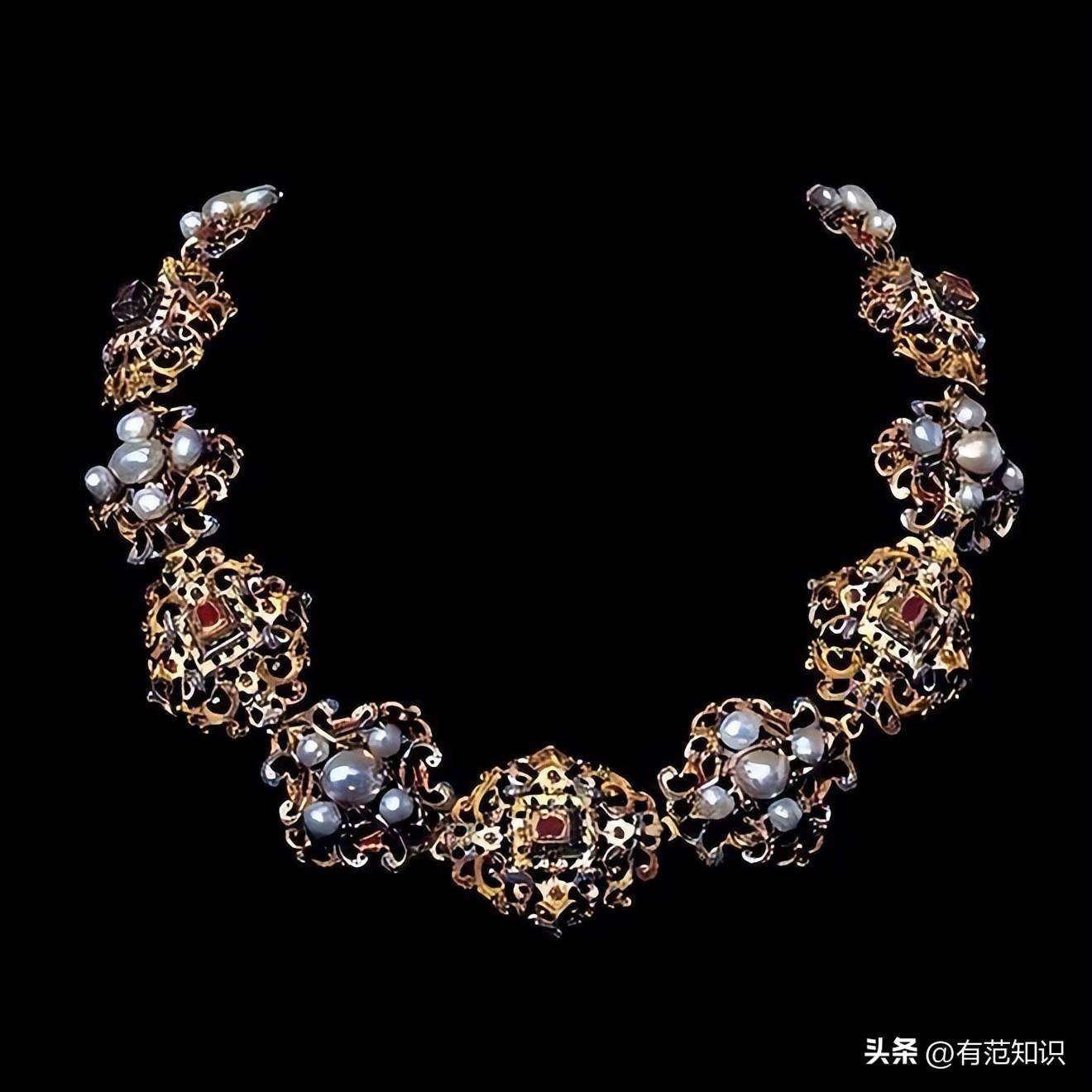 意大利文艺复兴时期珠宝的风格:见证了工艺及设计的三个阶段跨越