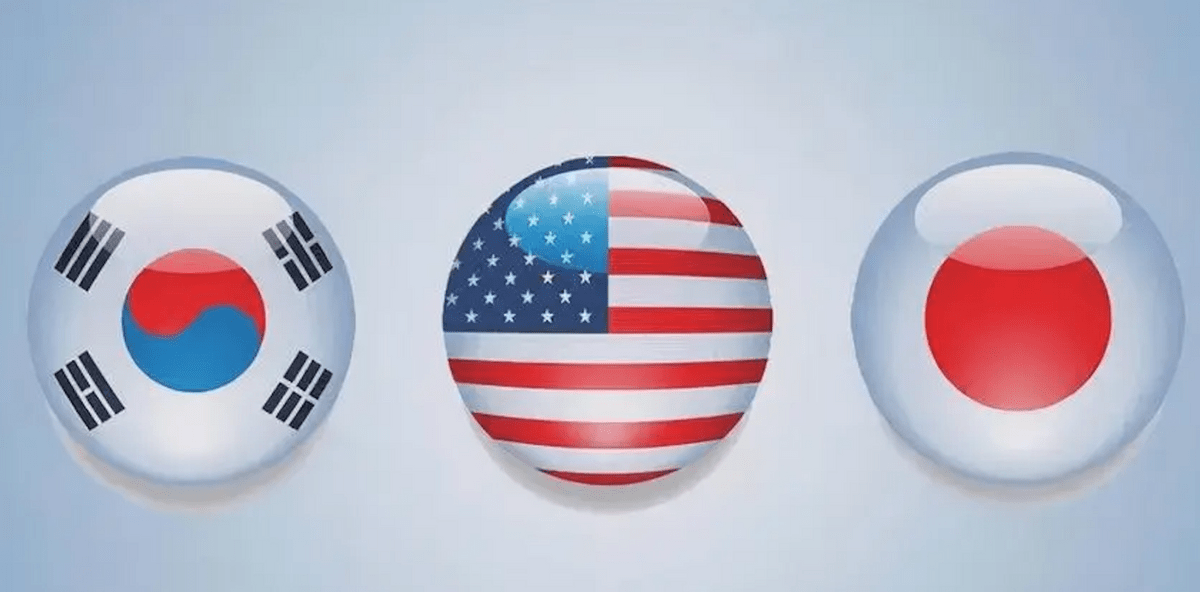 韩国,美国和日本国旗环球网报道称,"防扩散安全倡议"正在筹备一场高