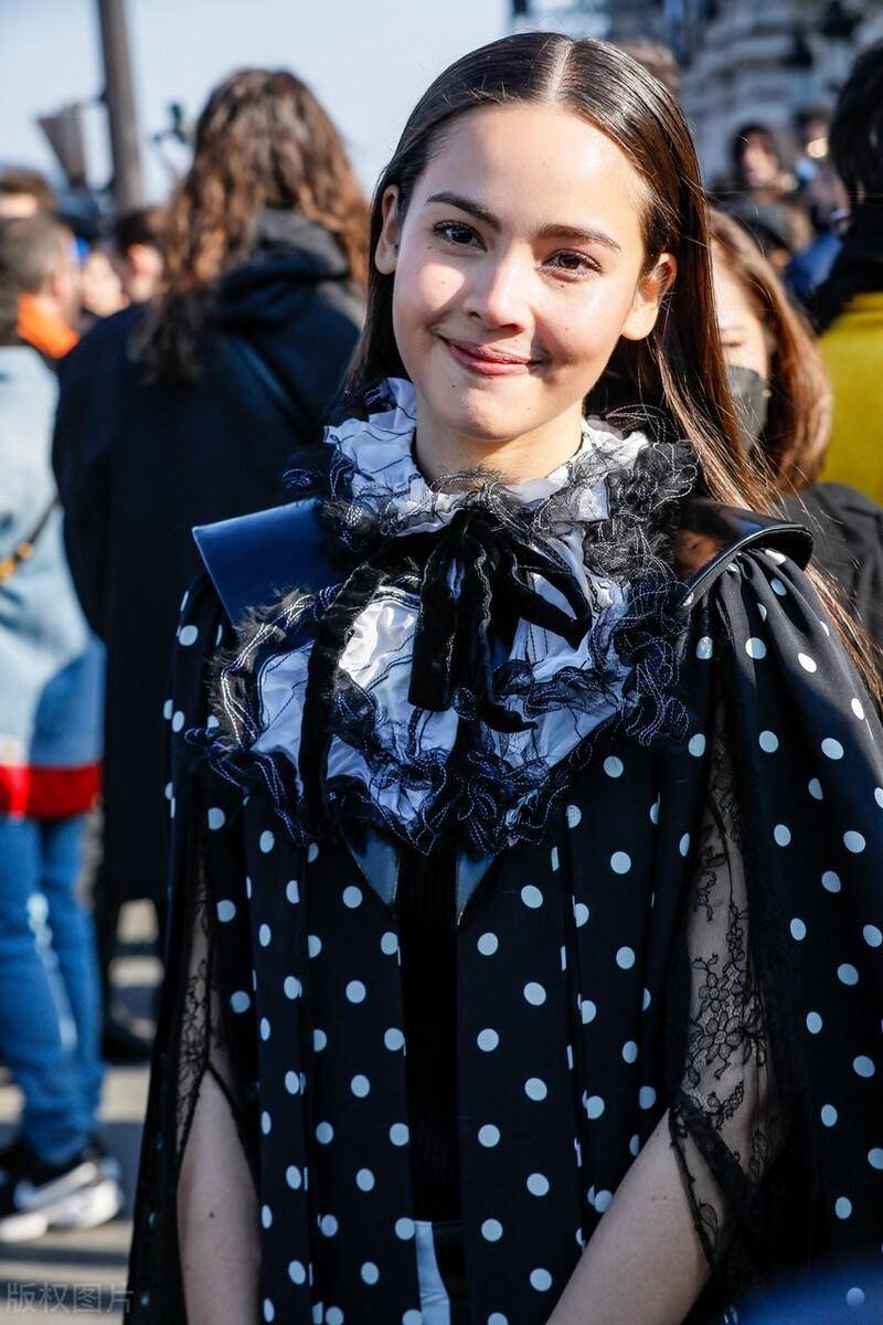 泰国十大90后美女_贡献_演艺圈_信息