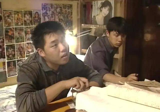 《校园先锋》姜超,潘粤明电视剧《中国机长》里,李亚鹏扮演成长中的