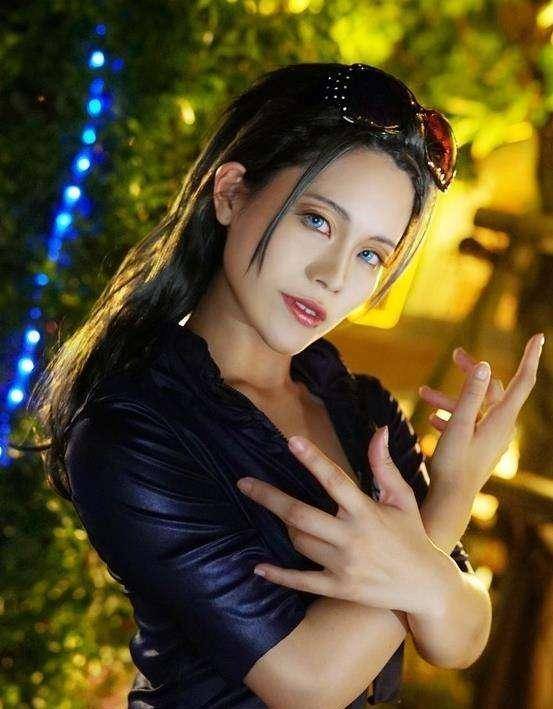 cos罗宾的六种风格,ps酷炫果实能力,第四位小姐姐cos罗宾很美_形象