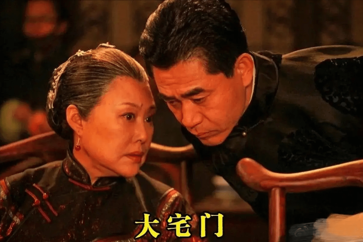 张艺谋拒拍,陈宝国卖房,22年过去了,《大宅门》为何还没过时?