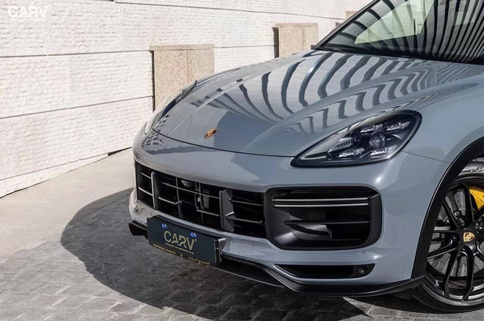 保时捷卡宴卡孚改色膜白金保时捷极地灰,经典有腔调,好看有质感_搜狐