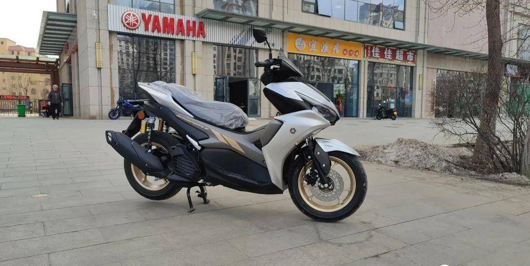 雅马哈nvx155实车分享,一款被称之为农用车的玩乐车_搜狐汽车_搜狐网