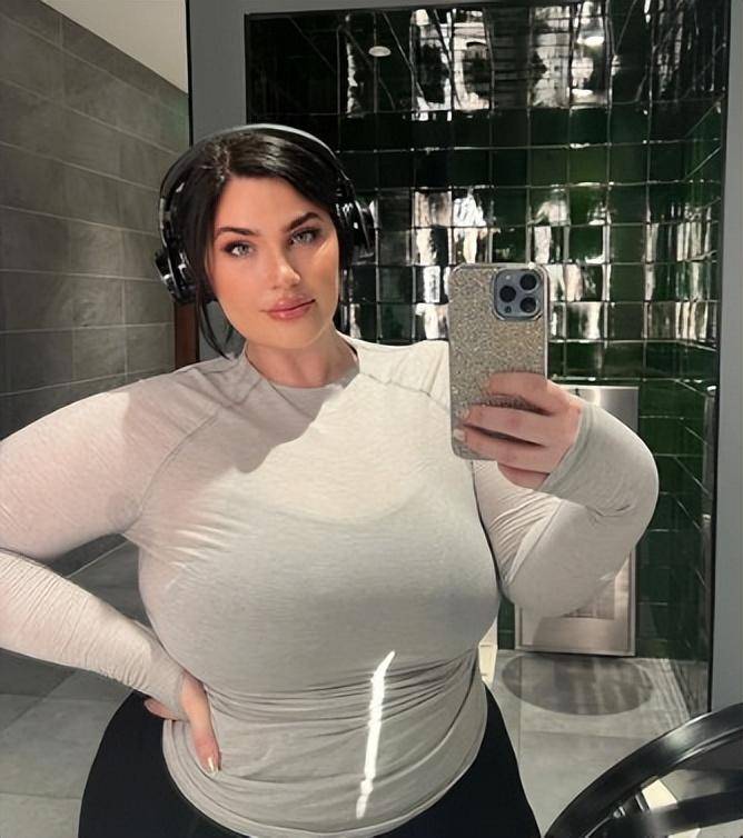 超级体型大码女星:brooke barrows_生活_摄影_绘画