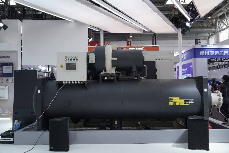 锚定热泵市场,"格力造"亮相2023中国供热展_机组_采暖_产品