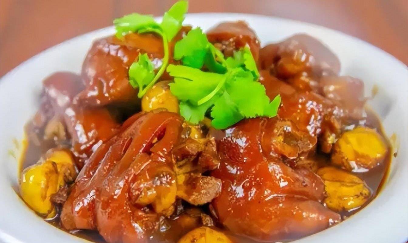 美食推荐:板栗焖猪蹄,卤汁小海鲜拼盘,豆皮海鲜卷制作方法_白糖_备用