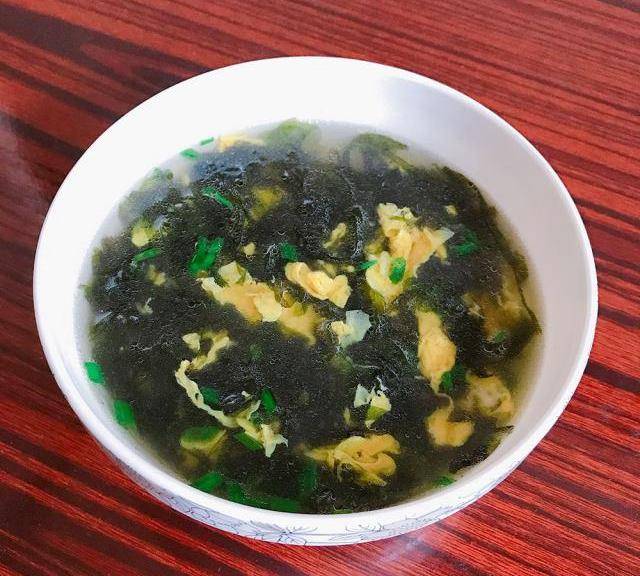 紫菜鸡蛋汤,补钙的营养汤,简单快速_葱花_美食_人体